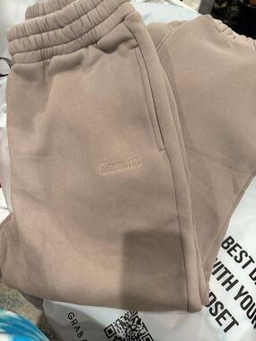 Comfort Unisex Signature Sweatpants